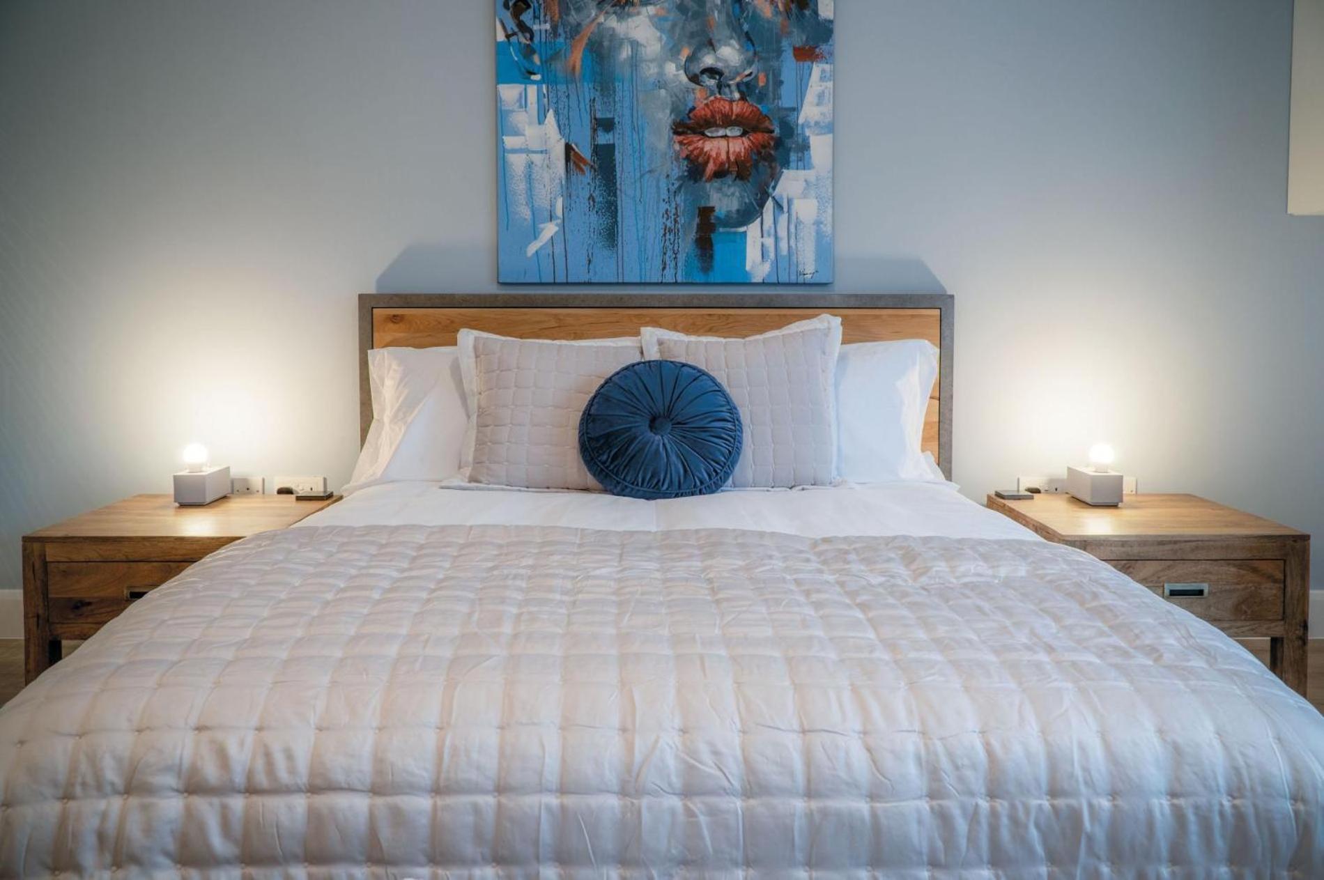 Suite 6 - Sleeping Giant Hotel - Pen Y Cae Inn Брекон Экстерьер фото